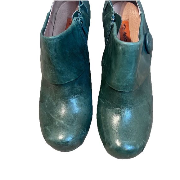 Mix Mooz Maya Green Leather Button Heeled Booties Retro Whimsical Boho Size 8 - Picture 3 of 10